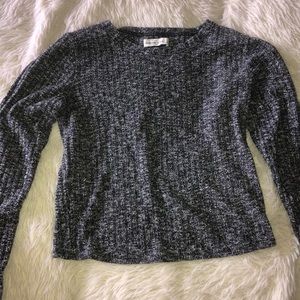 ‼️2 for $10‼️Abercrombie & Fitch Cropped Sweater